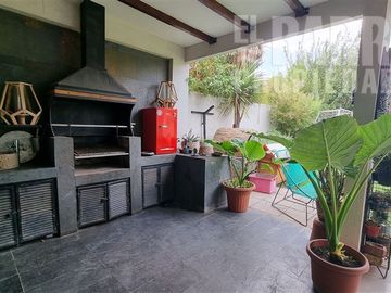 Casa en Venta en Chamisero / Chicureo