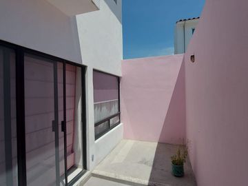 Casa en Venta en Pedregal de Schoenstatt, Recamara en PB, T.130 m2, C.190 m2
