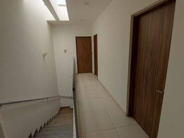 Casa en Venta en Pedregal de Schoenstatt, Recamara en PB, T.130 m2, C.190 m2