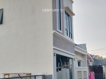 Dijual Rumah Baru 2 Lantai Non Cluster  Di Munjul Cipayung Jakart