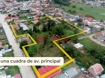 ¡Oportunidad Única! Terreno Comercial en Oxapampa con Ubicación Estratégica para tu Próximo Negocio

¿Sueñas con construir tu propio negocio en un l