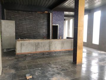 DISEWAKAN RUMAH USAHA EX TOKO CAT DI JL.PETOGOGAN KEBAYOREAN BARU JAKARTA SELATAN