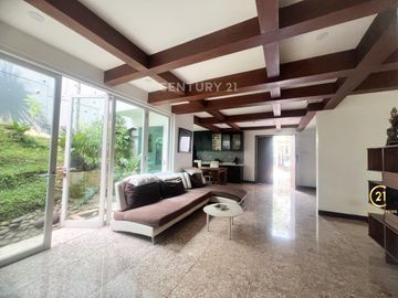 Dijual Rumah Bagus 3 Lantai Di Bintaro Jaya Dekat Lottemart