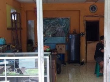 rumah di poros provinsi jalan Raden tumenggung Suryo Sanan tempe