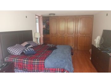 Casa En Venta  Para Vivir o Negocio Con Jardín En Anzurez, Dorada