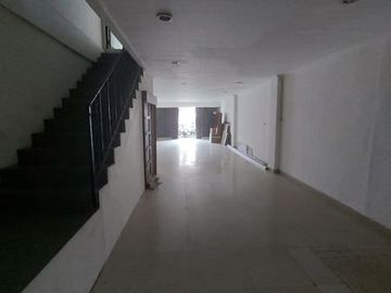 Ruko 3 lantai siap pakai di depan mall cinere