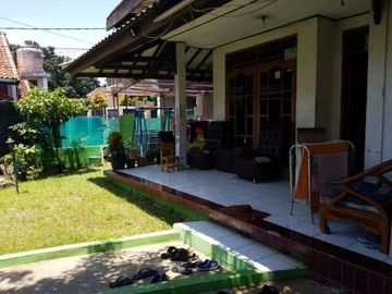 Rumah dan kontrakan 2 pintu di Srengseng Sawah Jak Sel