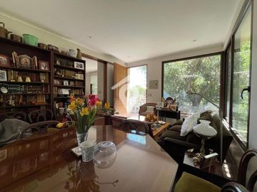 Casa en venta de 7 dorm.mas departamento, Piedra roja,Colina