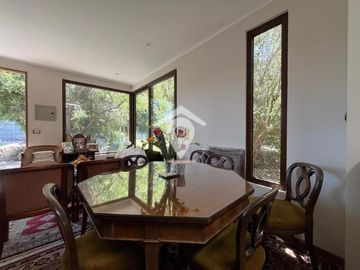 Casa en venta de 7 dorm.mas departamento, Piedra roja,Colina