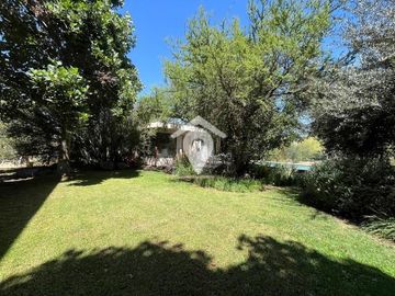 Casa en venta de 7 dorm.mas departamento, Piedra roja,Colina
