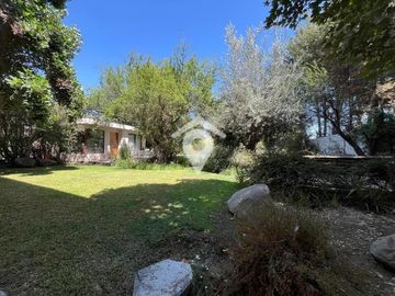 Casa en venta de 7 dorm.mas departamento, Piedra roja,Colina