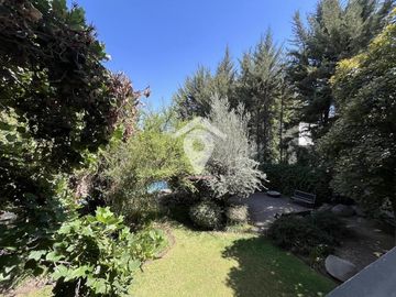 Casa en venta de 7 dorm.mas departamento, Piedra roja,Colina