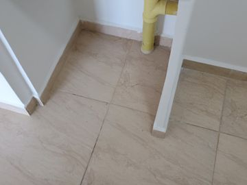 apartamento en arriendo/venta en paraíso. Cod V104929