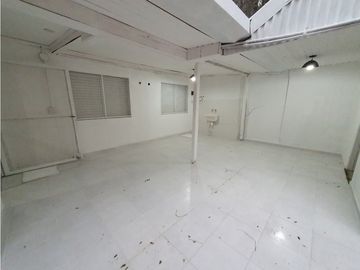 Casa en zona UNNE con potencial comercial!