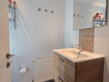EN VENTA, DPTO. AMOBLADO, ESPECTACULAR VISTA AL MAR, CONCÓN