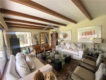 Casa en venta de 5 dorm. en Piedra Roja guay -guay Colina