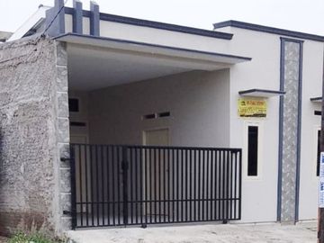 Rumah Dijual di Villa Gading Harapan Bekasi