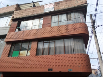 SE VENDE CASA AMPLIA Y RENTABLE  EN VILLA LOMA KENNEDY , BOGOTA COLOMBIA