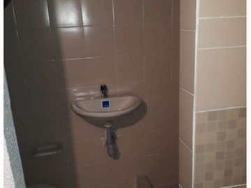 SE VENDE CASA AMPLIA Y RENTABLE  EN VILLA LOMA KENNEDY , BOGOTA COLOMBIA