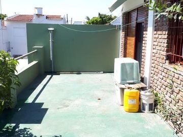 INMUEBLE IDEAL 2 FAMILIAS EN 2 PLANTAS