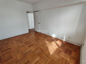 Oficina de 115m2 metro Santa Lucia