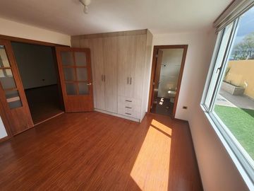 VENDO DEPARTAMENTO SECTOR BELLAVISTA, NORTE DE QUITO