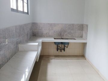 DIJUAL : Rumah hoek hadap 2 sisi Timur dan Selatan di Taman Ratu, Jakarta Barat