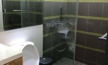 Condominium 2 Bedrooms: 2BR Condo For Sale in Edades Tower and Garden Villas Rockwell Makati City