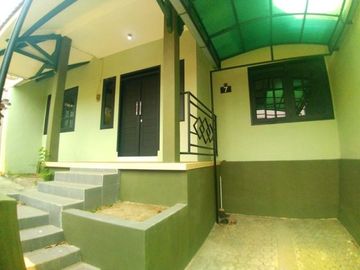 Rumah Pojok Luas 180 di Bukit Dieng kota Malang