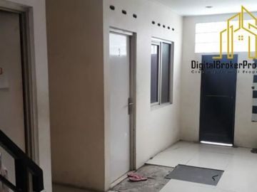 RUMAH SECOND MULTIFUNGSI LOKASI STRATEGIZ DALAM KOMPLEK PERUMAHAN CIBOLERANG BANDUNG | KOMALAN