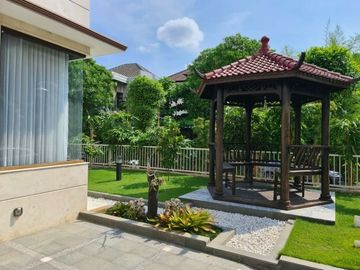 Dijual Rumah Villa Sentra Raya Citraland , Surabaya Barat