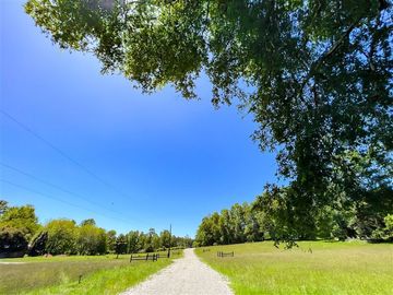Parcela en Venta en Terreno Futrono Orilla al Estero (Cerco perimetral gratis)