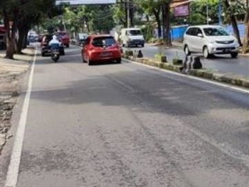 Rumah di jalan Surya Sumantri tengah Kota Bandung bebas banjir strategis
