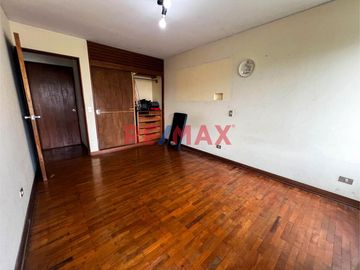 Venta Casa En Manuel Augusto Olaechea – El Rosedal – Miraflores