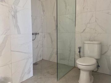 1 UNIT SAJA, RUMAH CANTIK 2 LANTAI, VIEW GWK DI JIMBARAN, BALI