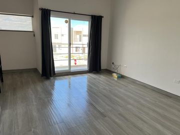 CASA EN VENTA EN FRAC PRIVADO