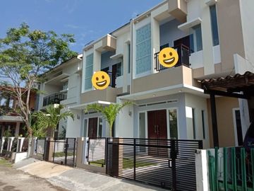 Rumah baru dan bagus minimalis di arcamanik dekat antapani