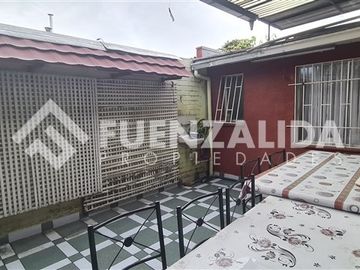 Casa en venta de 5D/2B Puente Alto a pasos Metro Protectora