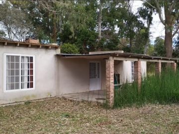 VENTA, Chacra en Punta Indio con casa a demoler. con pileta