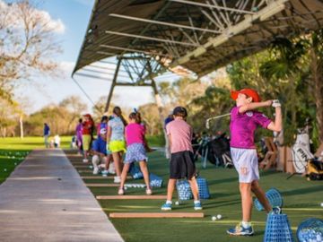 Condominio con campo de golf, Yucatan Country Club