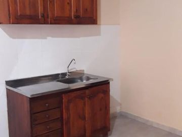 EXCLELENTE PROPIEDAD EDIFICIO CON SEIS DEPARTAMENTOS DE DOS AMBIENTES SOBRE LA AVENIDA PRINCIPAL DE SANTO TOME CTES.