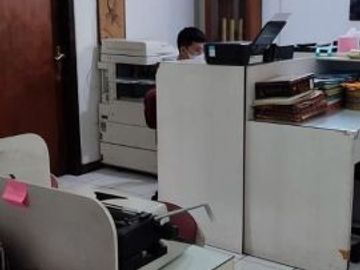 Rumah besar cocok untuk kantor dan kostan jl surya Sumantri sukajadi Bandung
