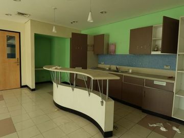 Office Space for Lease in Sen. Gil Puyat Ave., Makati CB0099
