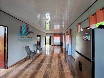 VENDO CASA 2HAB EN LOTE DE 800M2 LA ESTRELLA