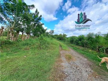 VENDO CASA 2HAB EN LOTE DE 800M2 LA ESTRELLA