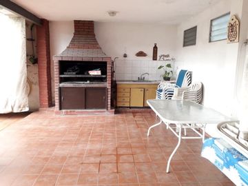 Casa en venta en Moron Sur