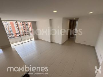 apartamento en arriendo en los colores. Cod A72566