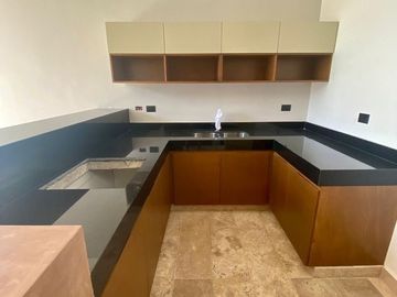 Casa tipo Townhouse en preventa en Temozón Mérida Norte