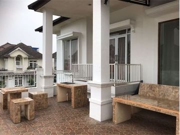 Dijual Cepat Murah Rumah Mewah Hook Di Kota Wisata Cibubur