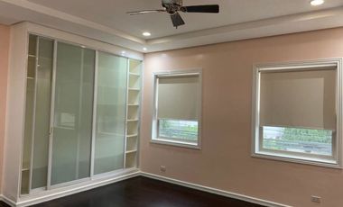 Corner House with Pool for Sale in Alabang 400, Cupang, Muntinlupa City